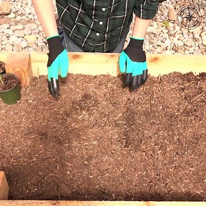 This is my favorite garden gift! See them here! ➡️ https://amzn.to/2GZCT41 . We may earn a small commission from the above link at no cost to you | SHTF Dad