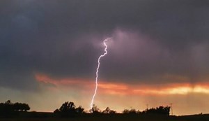 Perspective | Fire and rain: Here’s how a wildfire sparked a freak thunderstorm in Texas