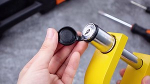 5th Wheel King Pin Lock Wheel Trailer Lock for 2 Inch King Pin