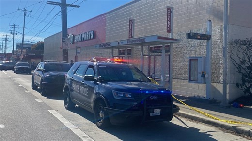 Drive-by along Aurora Avenue in Seattle leaves two injured
