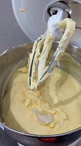 1.6K views · 52 reactions | See you on The Cake Decorating Company facebook page tonight at 7pm xxxx | Emma Jayne Cake Design | Facebook