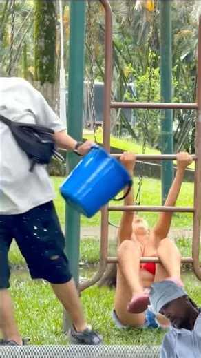 The water 💦 bucket prank #prank #humor