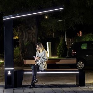 [Hot Item] Factory Customization Smart Bench Park Solar Bench LED Display Solar Powered Outdoor Bench