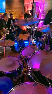 72K views · 909 reactions | Crni je uvijek imao dobre HITOVE za kafane  #kafanskovece | OTV Valentino | Facebook