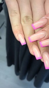 Loving these bright pink tips on this set! | Preen
