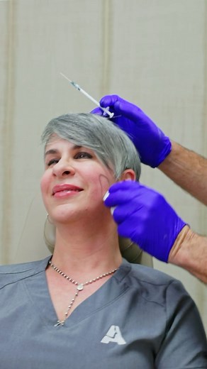 Enhance your jawline with our masseter injectables for a more sculpted and defined look! 💉✨ Dile adiós a una mandíbula cuadrada con un procedimiento rápido y sencillo. 0 tiempo de recuperación. Resultados en 7 días. #MasseterInjectables #JawlineSculpting #ConfidentTransformation #protegetubelleza #adlerclinics | Adler Clinics