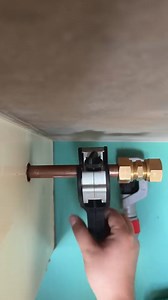 11K reactions · 761 shares | This ratchet pipe cutter slices through stainless steel, copper, and aluminum in seconds with one-hand operation—clean edges, zero debris, maximum control! ✨ | Gosibconp | Facebook