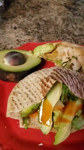 We're popping into your newsfeed today to share a VERY quick lunch video! Buffalo Chicken Pitas 🥙 are an easy lunch that comes together in just minutes! The recipe below is for the ingredients exactly as Coach Heather prepared it, but you could absolutely put other vegetables into your pita - tomatoes, for example, would be an excellent addition to this pita 🍅 Feel free to get creative with veggies you love (and perhaps the veggies that you happen to have on hand - no need to make a special tr