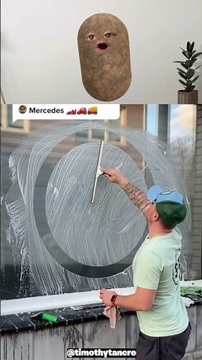How To Make The Mercedes Logo 🤔