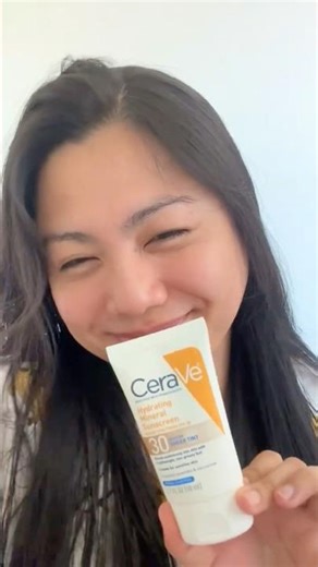 Hydrating mineral sunscreen with SPF30 from CeraVe