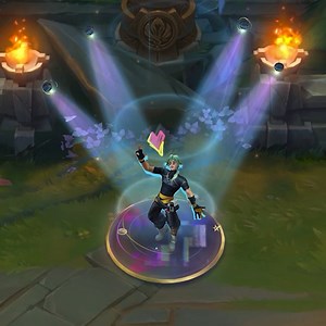 Up next on PBE. 😈 HEARTSTEEL Kayn 🍬 HEARTSTEEL Ezreal 💛 HEARTSTEEL Sett 💿 HEARTSTEEL Yone 💡 HEARTSTEEL K’Sante 🎧 HEARTSTEEL Aphelios | League of Legends