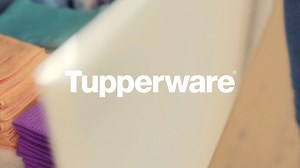 Microfibra para UltraPro 🟪 👉 Se recomienda para la limpieza de productos UltraPro o Chef Series, o incluso para placas de vitrocerámica, ya que limpia sin rayar y sin dejar marcas. 👉 Tiene un lado liso, para absorber la humedad y abrillantar, y un lado rugoso, para eliminar manchas y residuos viscosos en superficies delicadas. 👉 Está compuesta de 80% poliéster, 20% poliamida 65% nailon y 35% algodón. Debe usarse húmeda. Descubre las ofertas de esta semana: 🌐 https://www.tupperware.es/produc