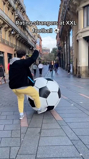 He made it with both hands in the pocket ! 🥰 #basketball #skincare #foryou #football #lorealmenexpert #reaction | Jekeil Taylor