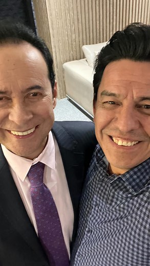 Anoche me tome una selfie 🤳 con el pastor Ricardo Rodriguez @avivamientooficial | Aroddy