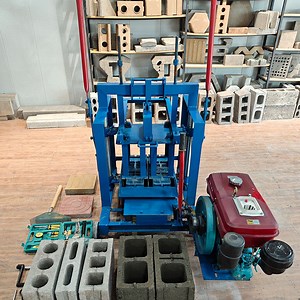 [Hot Item] Manual Concrete Block Making Machinered Brick Making Machine