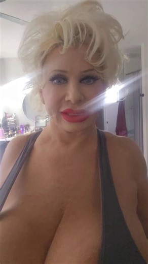 Good morning #bimbo #gilf
