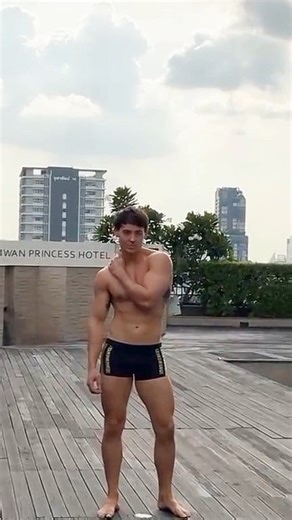 Manhunt International 2025 Swimwear Competition : Australia | Patty Sirichanya