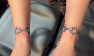Matching chain bands done by Jason Bane. He’s is here today taking walk-ins from 12-10. Catch him while you can!! ⛓️ 🖤 #tattoo #ink #tattooshop #tattooartist #weekend #walkinswelcome #piercings #chains #blackandgreytattoo | Iron Age Tattoo
