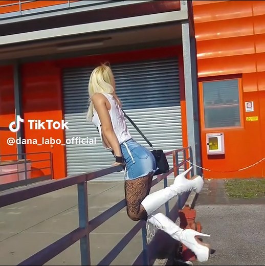 Sunny Day Style: Denim Shorts and Heels