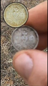 Awesome old antique token or medal found metal detecting! #metaldetecting #token #treasureuse