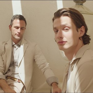 Whatever your destination, take the timeless style and light refinement of the Slowear selection with you. The nude colours of summer combine with iconic patterns of the season, the fabrics become lightweight and comfortable, and the silhouettes are wide, for a natural and casual elegance. #Slowear #SlowearVenezia #DurableFashion #SS24 | Slowear