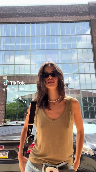 Summer Outfit Inspiration for Model Off Duty Looks