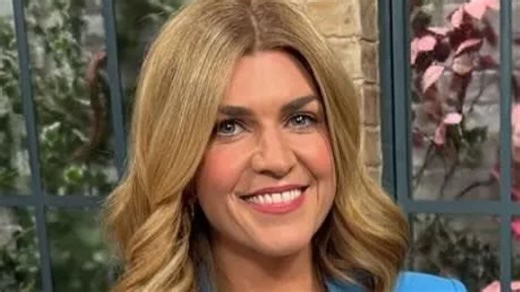 Muireann O'Connell's fans call her 'a model' as she stuns in 'gorgeous' dress