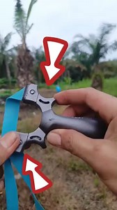 How to determine the aiming point on a slingshot for beginners #slingshot #catapult #fb | Diy Crossbow