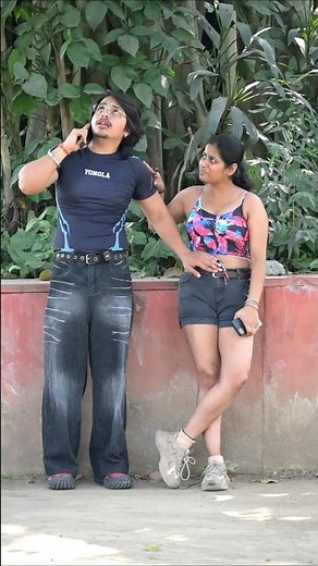 Ladki boli maza aaya rakhlo meri kamar pe haath pyaar se 😘❤️