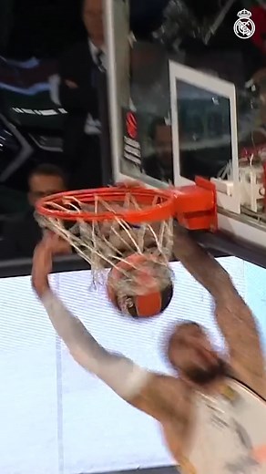 19K views · 885 reactions |  Vincent Poirier  ¡Nuestro cumpleañero!  | Real Madrid Basket | Facebook