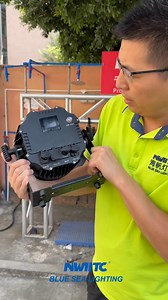 2.2K views · 28 shares | Outdoor IP65 7 LEDs 40w 4in1 cob led par light, amazing#ledpar #ledparlight #ledparlights #uplighting #uplights #uplight #parlight #parlights #parcan #eventlight #eventlighting #eventlights #djlighting #djlights | Zeng Kevin | Facebook