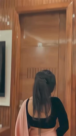 Celebrity Anushka sen dance 💋💋 #virals #viralshorts #viralreelsfb | Nidhi