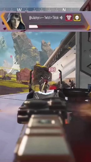 Intense Apex Legends Gameplay: 3v1 Knockdown