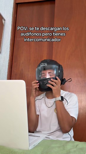 Soluciones para audífonos descargados en moto
