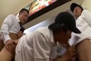 japan sex in burger shop-2