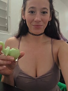 Toke from Dumbo before the tinder date. EP 3 of THE TINDER REPORT cumming soon #tinder #pregame