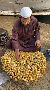 So Tasteful Burmese Grape Fruit | Lotkon Fol #burmesegrapefruit #Lotkon #reelsvideo #streetfood #food | Ayan Alamin