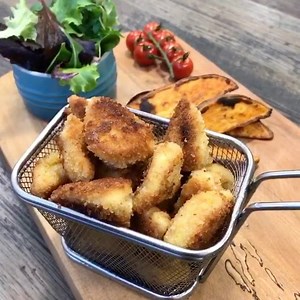 Homemade popcorn chicken with sweet potato fries 👌🏽😍 | The Body Coach