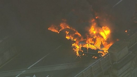 1 dead, 5 injured in fiery 4-car crash on Brooklyn Bridge