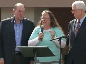 Kentucky Clerk Ordered Not to Interfere With Issuing of Marriage Licenses