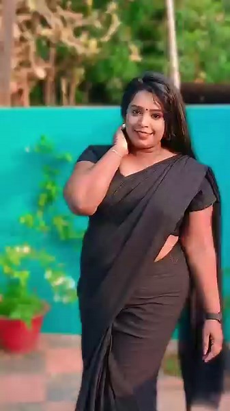 Nalupu🖤🫰.. | Nayanavinod