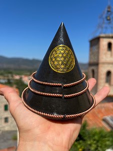 Basalt & Copper Energy Cone: Sacred Geometry, Plant Growth - Etsy Canada