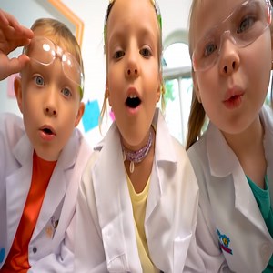 Nastya and the hamster's escape from the cardboard maze. #4626 | Diana love Roma TV