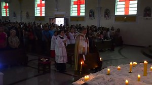 2.7K views · 106 reactions | Vinde Espirito Santo Incendeia a Minha Alma, enche a casa do Pai. Mais de 800 pessoas na Adoração ao Santíssimo | Paróquia Nossa Senhora da Luz | Facebook
