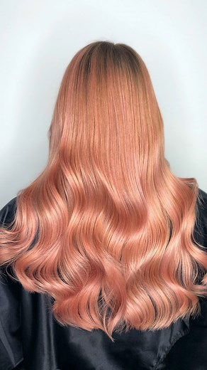 5 mistakes you’re doing when curling your hair 👆🏼 1. Not using enough heat protection 2. Not letting the hair cool before brushing through 3. Curling in the wrong direction 4. Pulling to fast 5. Doing to big sections #michaelofrisorerna #hairdresser #hairstylist #hairhacks #hairstyling #stylingtips #hairstyling | Michael & Frisörerna