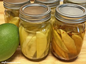 Pickled Green Mangoes