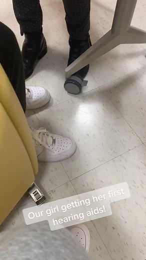 20K views · 282 reactions | Our sweet amazing audiologist putting in her silicon molds to measure the tubes to cut that connect to the actual hearing aid. So neat! #aidedbaby #hearingaidsgang #toddlerswithhearingaids #hearinglossjourney | Hearing Aids | Facebook