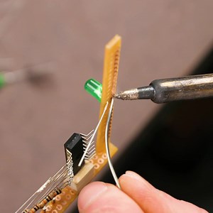 286K views · 346 reactions | Measure Water with Electricity! Thanks for watching! Please be aware that this video is for entertainment purposes only and techniques shown should not be attempted at home! | Girly Panda | Facebook