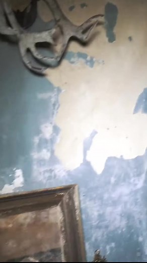 Whoa, this statue gives me the chills! 😱 #CreepyStatue #Abandoned #RealisticSculpture #SpookyVibes #Urbex #MindBlown #CreepyAF #Horror #Explomo #AbandonedPlaces | Explomo