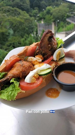 4.1K views · 62 reactions | Pan con Pollo salvadoreño #ElSalvador #choteando503 | Choteando 503 | Facebook